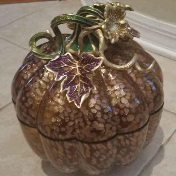 RARE JAY STRONGWATER ENAMEL CRYSTAL FALL LEAF VINE PUMPKIN GOURD FIGURINE DECOR - Picture 1 of 15